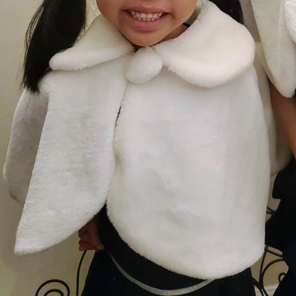 Little Girls M White Cape - Picture 4 of 5